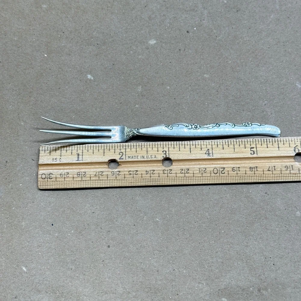 Heirloom Sterling Flower Lane Cocktail Fork Silver 5.5 Inch Seafood Appetizer
